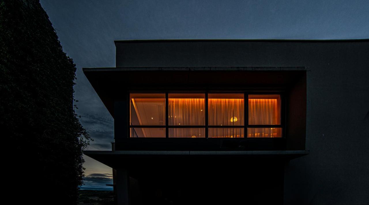 Hotel & Restaurant Origines Par Adrien Descouls - Teritoria Ле-Брок Экстерьер фото